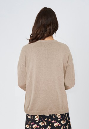 Pulli Hanna from LANA Organic