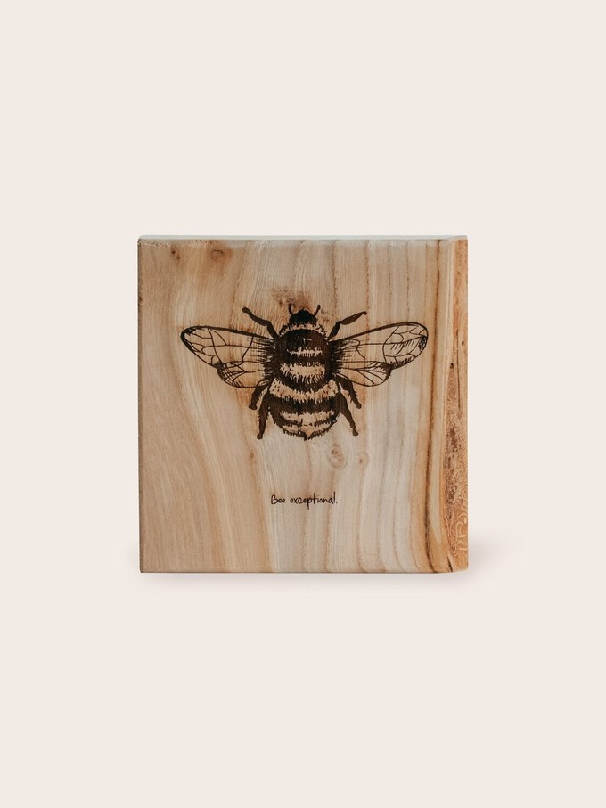 Circular Wood Object - Bee exceptional from MADE out of