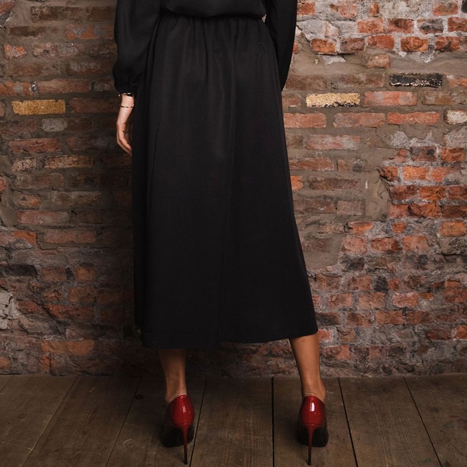 Sage midi skirt Black from Mon Col Anvers