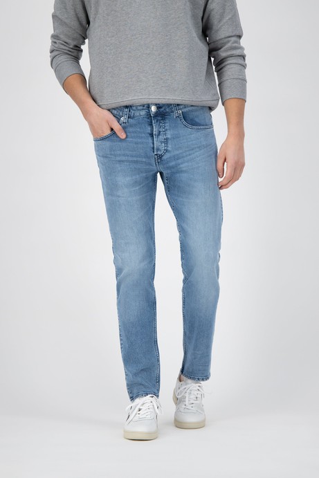 Browse Jeans & Hosen