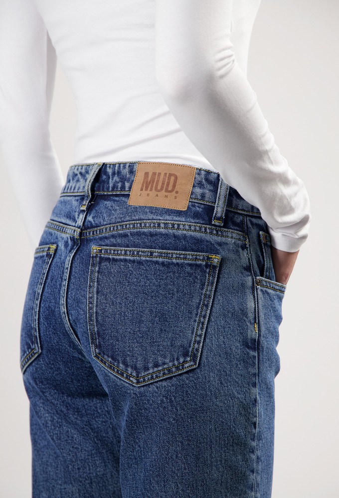 Carry Mid Straight - Stone Vintage from Mud Jeans