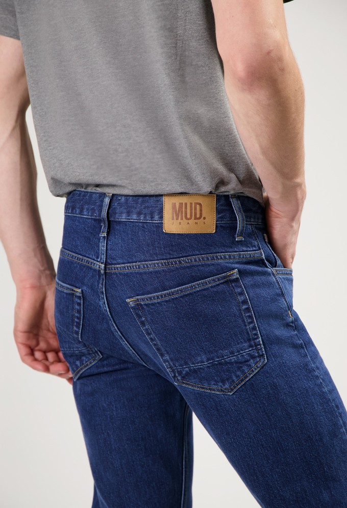 Hank Mid Tapered - Medium Stone from Mud Jeans