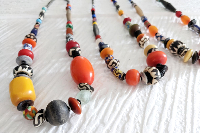 Bunte Glasperlenkette "Maiduguri Long" from PEARLS OF AFRICA