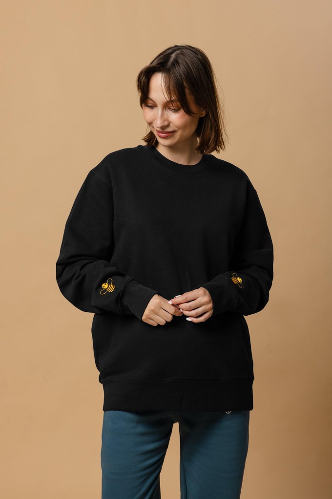 Bee Sweatshirt Unisex from Pitod