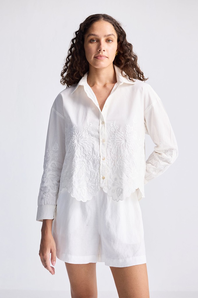 Embroidered Button-up Shirt in White from Reistor