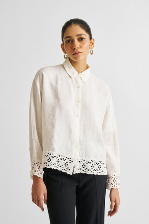 Button-down with Lace Shirt in Off-white from Reistor