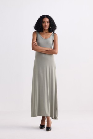 Tie-Detail Maxi Dress in Light Olive from Reistor