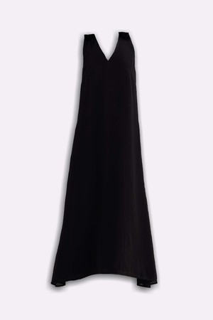 Crossed in Chic Sleeveless Maxi Dress in Black from Reistor