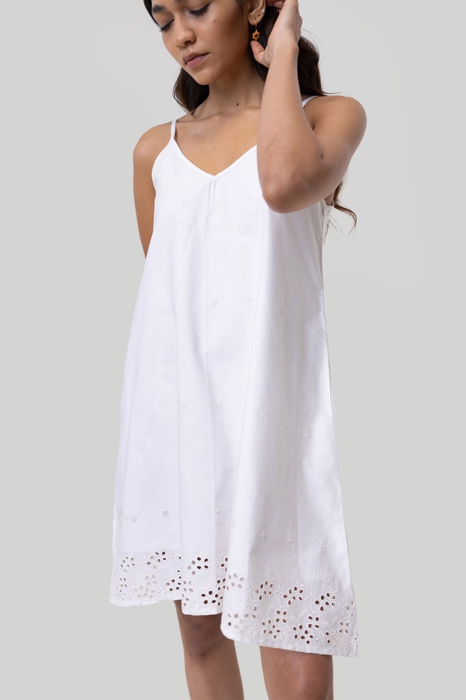 Short Tent Dress in White Embroidery from Reistor