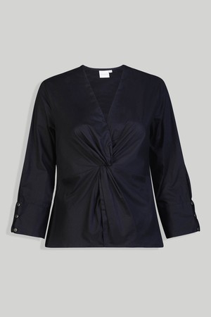 Front Twist Top in Black from Reistor