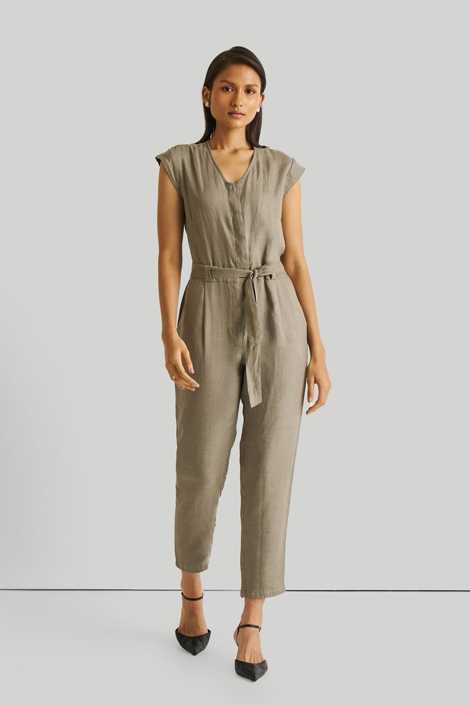 Evening Chai Jumpsuit in Dark Green from Reistor