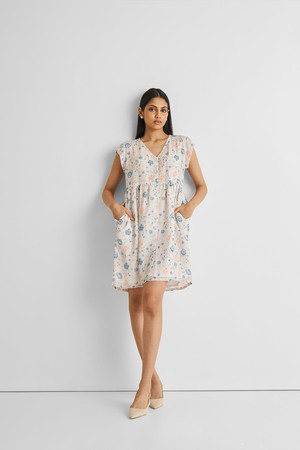 Cap Sleeved Short Dress in Florals from Reistor