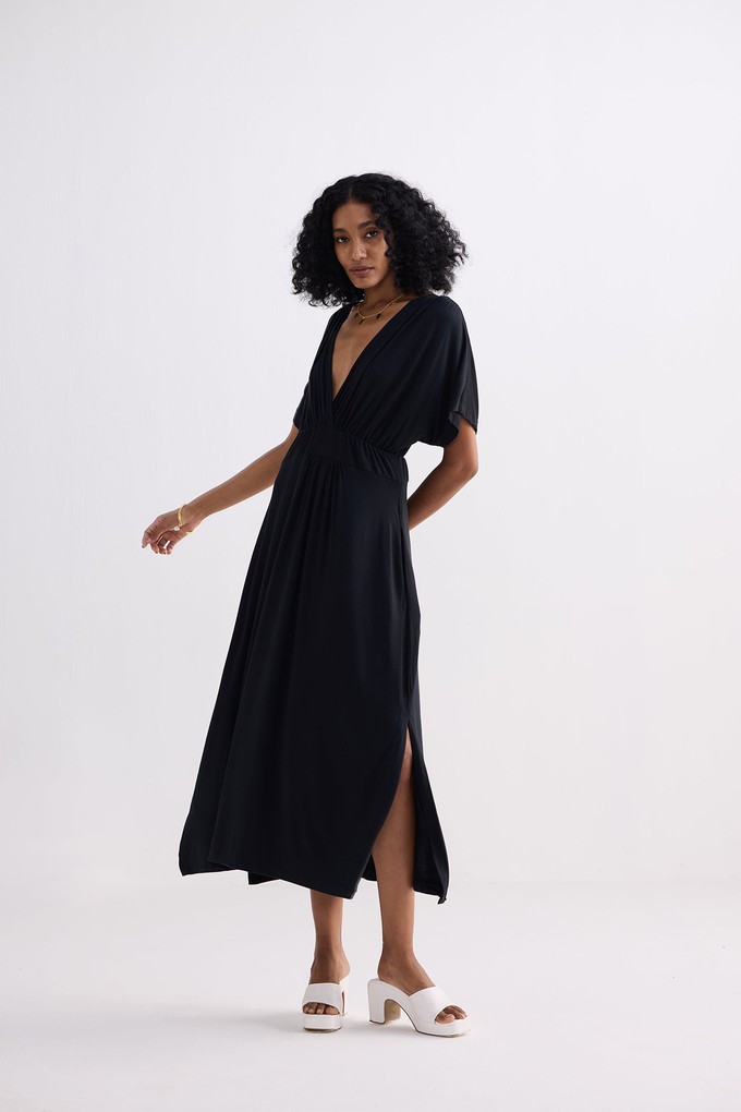 Flowy A-Line Maxi Dress with Side Slits in Black from Reistor