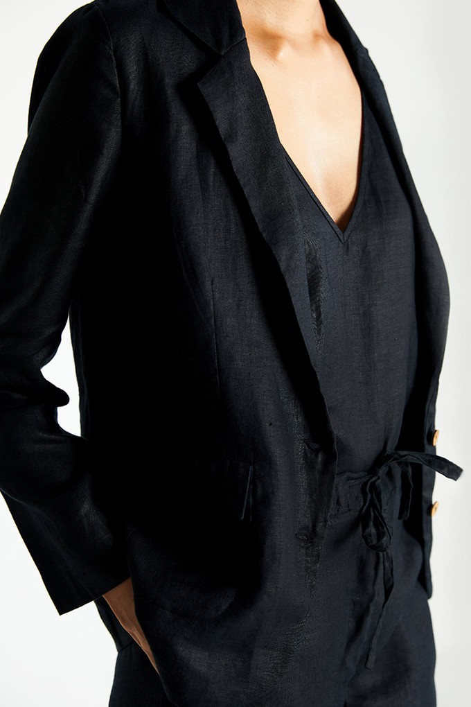 She's Everything Blazer in Black from Reistor