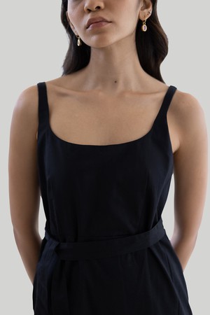 Fitted Knee Length Dress in Black from Reistor