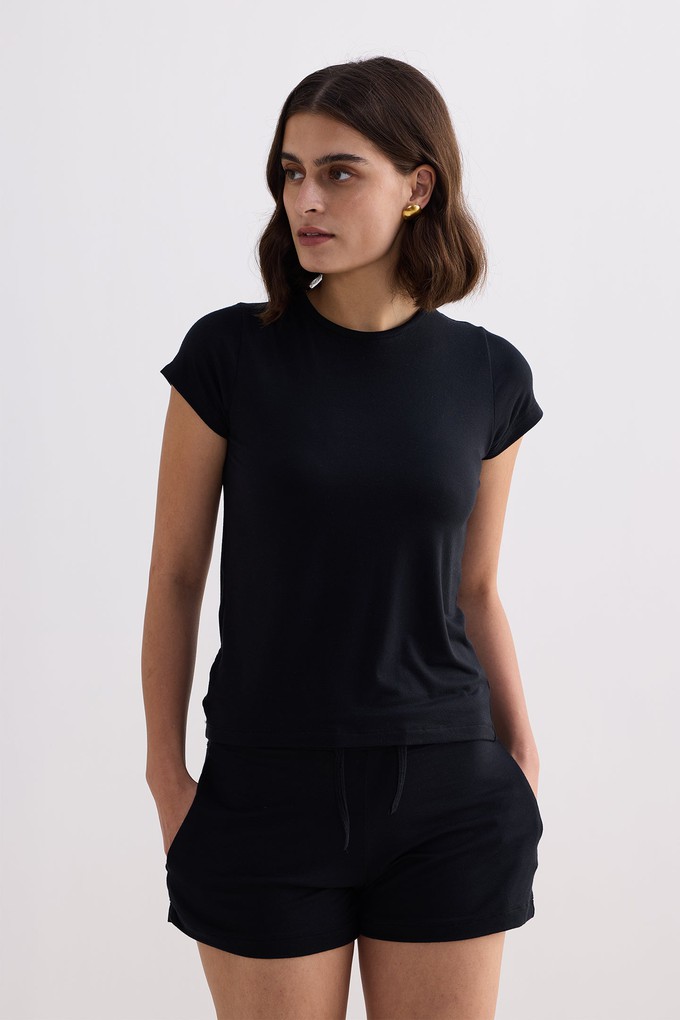 Essential Short Sleeve Tee Set in Black from Reistor