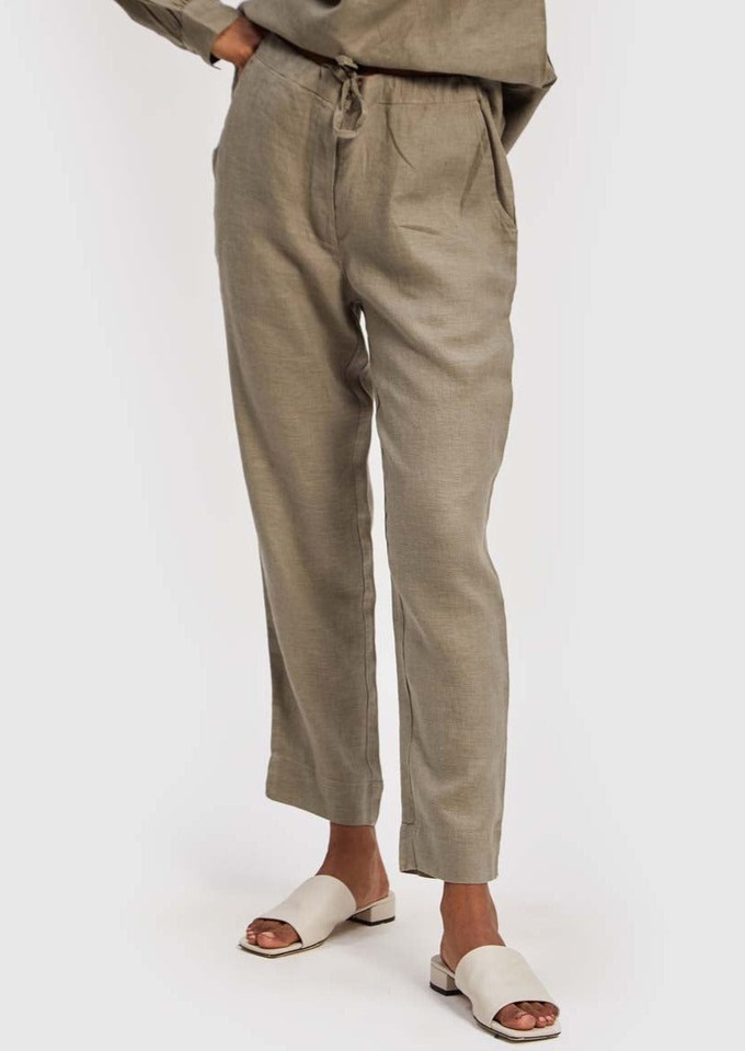 The Goes with Everything Dark Green Pant from Reistor