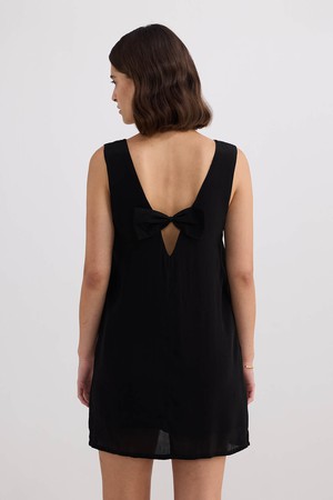 Midnight Muse V-neck Short Dress in Black from Reistor