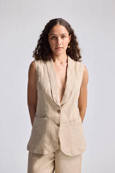 Sleeveless Hemp Jacket via Reistor