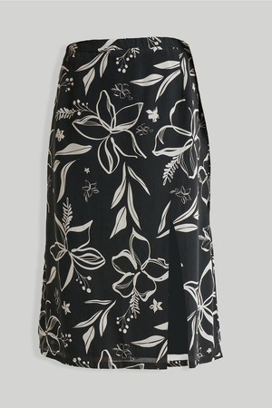 Floral Skirt with Front Slit from Reistor