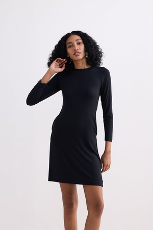 Long Sleeves Fitted Short Dress in Black from Reistor