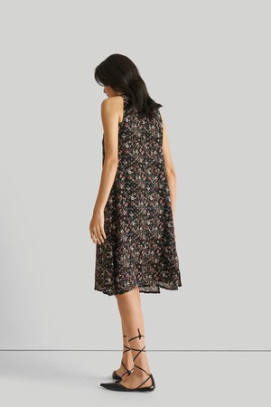 Reading Tea Leaves Dress in Black Florals from Reistor