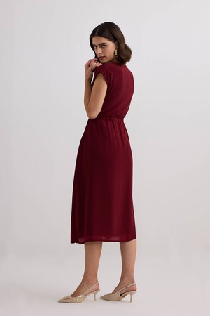 Deep V-neck Gathered Dress in Burgundy from Reistor