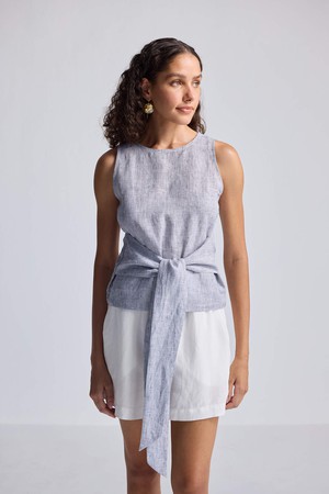 Front-tie Top in Linen Stripes from Reistor