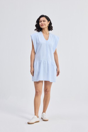 Oversized V neck Short Dress with Frayed Sleeves from Reistor