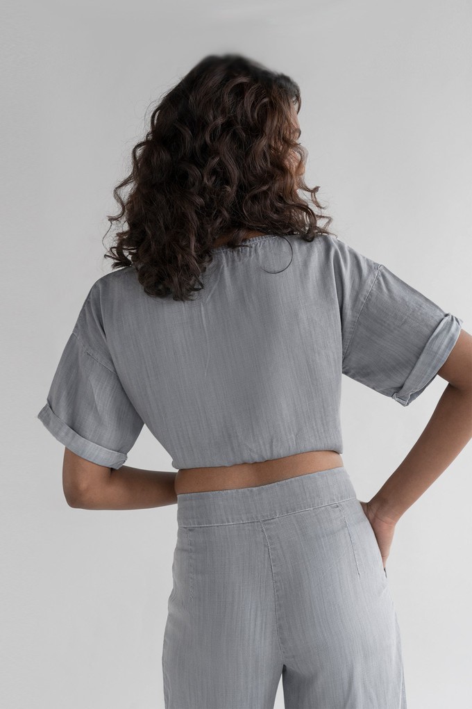 Twist and Sway Top in Stone Grey from Reistor