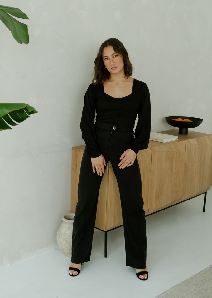 Black High Waisted Straight Pantalon from Roses & Lilies