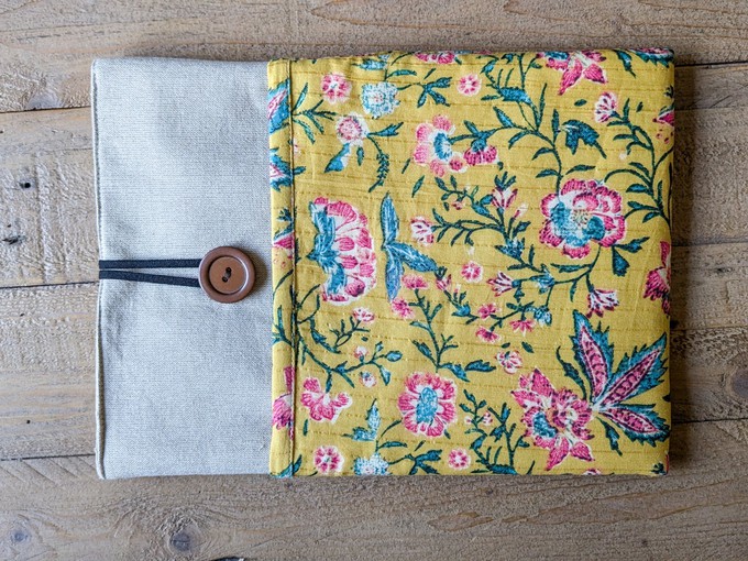 Handmade book/ e-reader sleeve with pocket, Nepali cotton from Shakti.ism