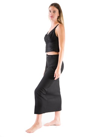 Anna - top made of sustainable dupion silk (black) from Silk Appeal