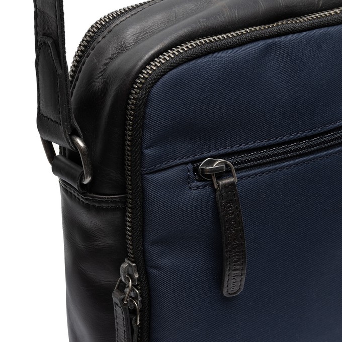 Leather Shoulder Bag Navy Arendal - The Chesterfield Brand from The Chesterfield Brand