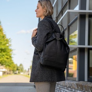 Leather Backpack Black Manchester - The Chesterfield Brand from The Chesterfield Brand