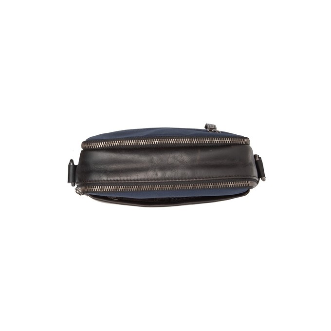 Leather Shoulder Bag Navy Arendal - The Chesterfield Brand from The Chesterfield Brand