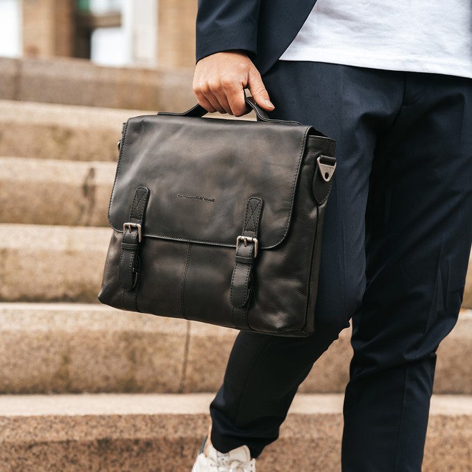 Leather Shoulder Bag Black Jules - The Chesterfield Brand from The Chesterfield Brand