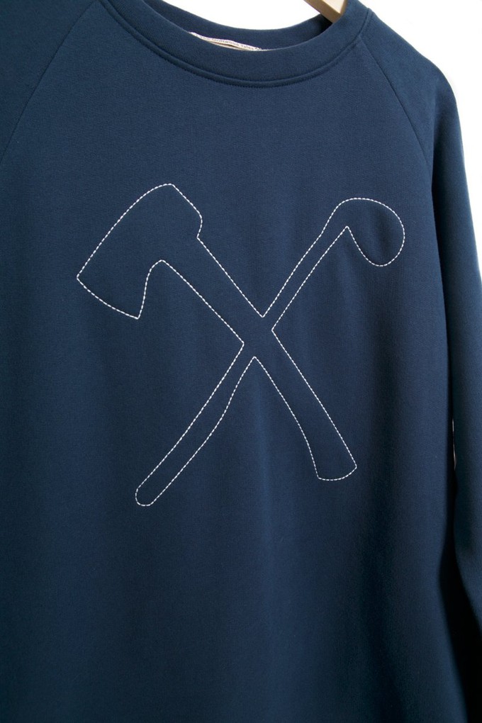 Sweatshirt - Bio-Baumwolle - Club&Axe - Marineblau from The Driftwood Tales