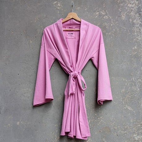 Tulip: Die Lazy Livin' Robe from TIZZ & TONIC