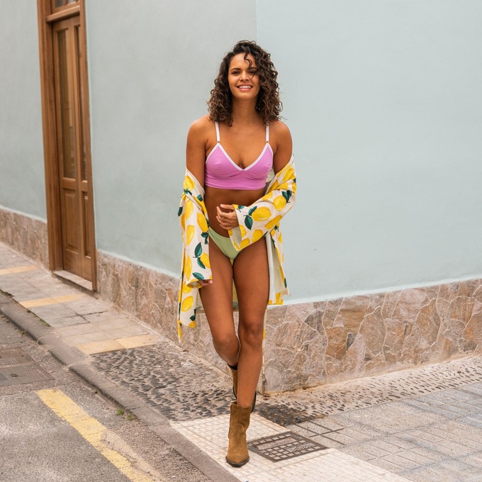 Lemonade: Die Lazy Livin' Robe from TIZZ & TONIC