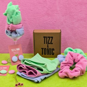 Lavendel-Farbklecks-Geschenkbox-Set from TIZZ & TONIC