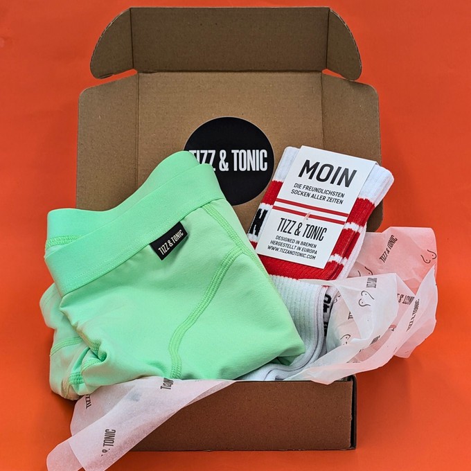 Melon Boxer & MOIN Socken-Geschenkbox-Set from TIZZ & TONIC