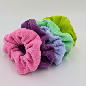 Velour Scrunchie 5-teilige Geschenkbox from TIZZ & TONIC