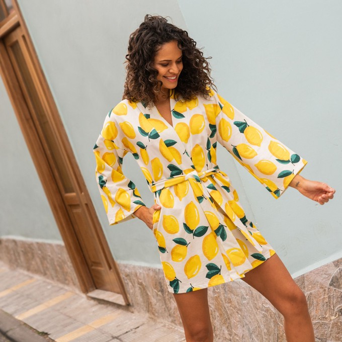 Lemonade: Die Lazy Livin' Robe from TIZZ & TONIC