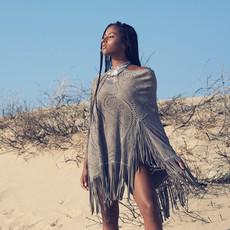 VIDA PONCHO - GREY via Treasures-Design