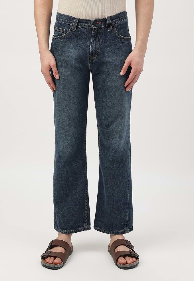 Re.Street Rebel | Gerade Jeans mit mittelhohem Bund in dunklem Indigoblau from Un Denim