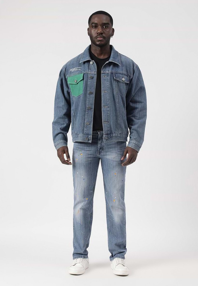 UnCrave Pledge | Mittelindigo-Truckerjacke in normaler Passform from Un Denim