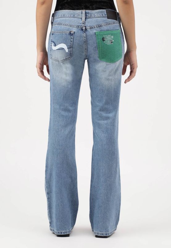 UnExcess Pledge | Niedrig sitzende Bootcut-Jeans in Mittelindigoblau from Un Denim