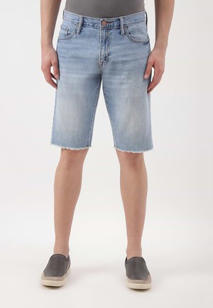 UnExcess Pledge | Gerade Shorts mit mittelhohem Bund in Hellindigo from Un Denim