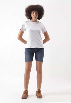 UnWaste Pledge | Dunkel-Indigoblaue Radlershorts mit niedriger Taille via Un Denim